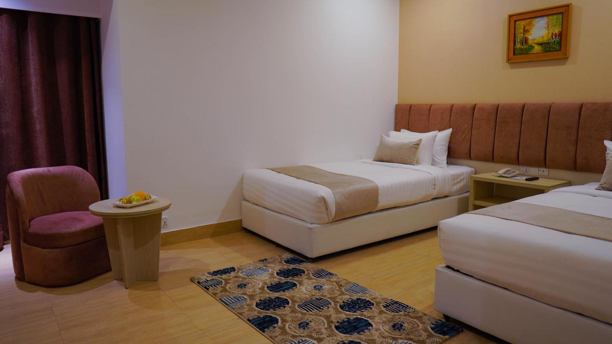 Grand Vistana Hotel Dhaka Ngoại thất bức ảnh