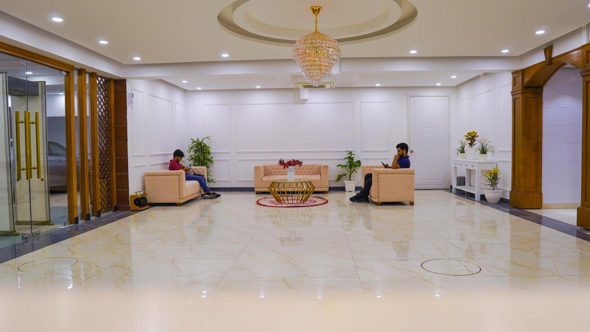 Grand Vistana Hotel Dhaka Ngoại thất bức ảnh